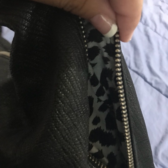 Betsy Johnson purse - Picture 6 of 8